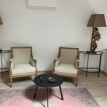 Апартаменти Au Coin Des Hospices Бон Екстер'єр фото